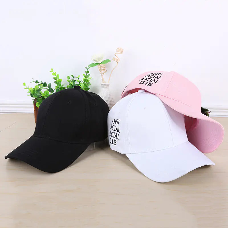 TRENDY BASEBALL CAP