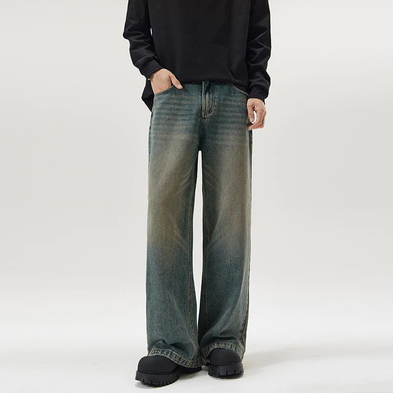 CLASSIC FIT WIDE LEG JEANS